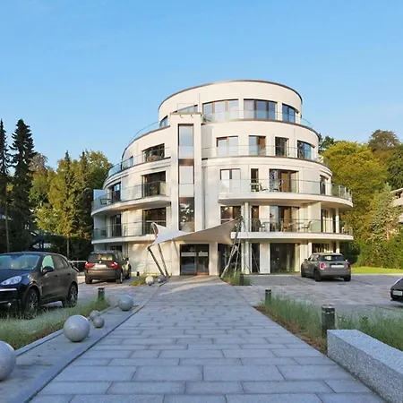 White Pearl 4 01 * Timmendorfer Strand