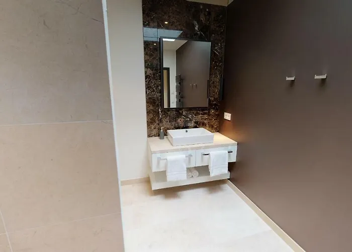 White Pearl 4 01 * Timmendorfer Strand