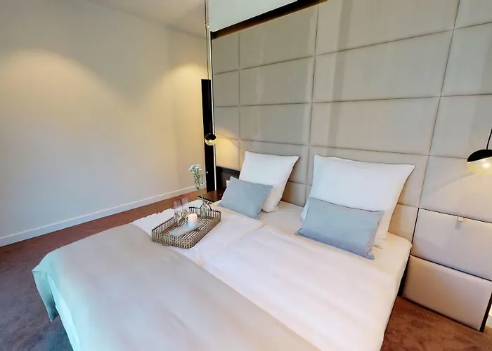 White Pearl 4 01 Timmendorfer Strand