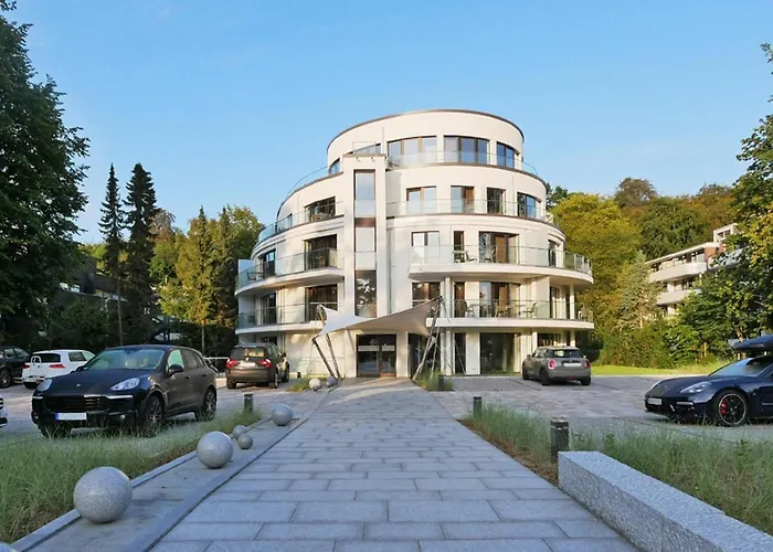 White Pearl 4 01 * Timmendorfer Strand